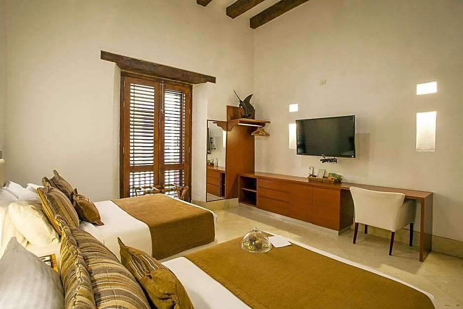 Casa Gastelbondo Adults Only Hotel 4*