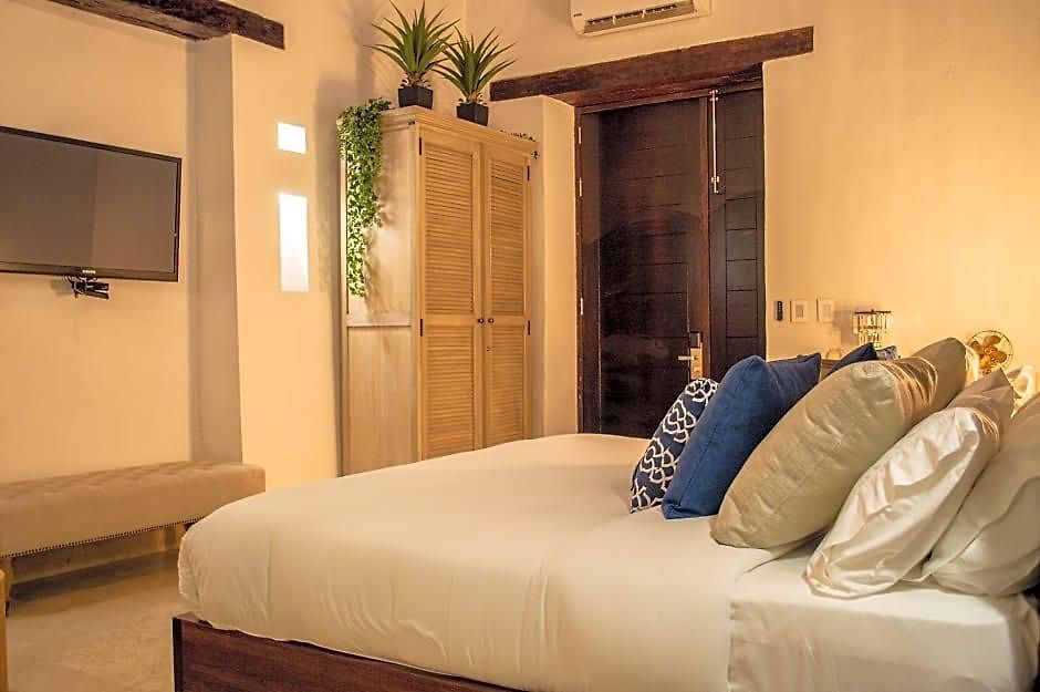 Casa Gastelbondo Adults Only