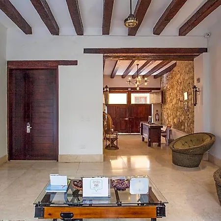 Hotel Casa Gastelbondo Adults Only