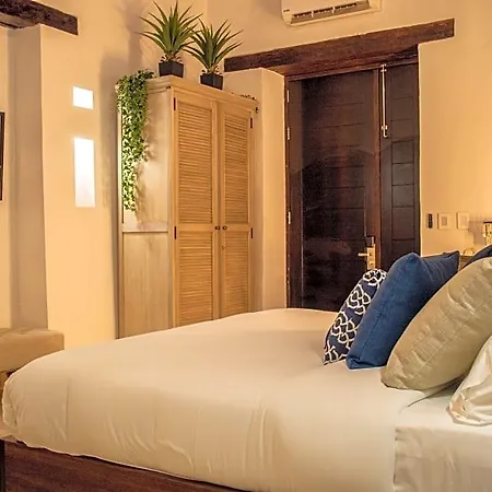 Casa Gastelbondo Adults Only